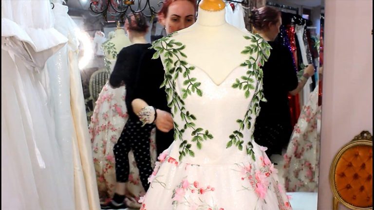 Attach Fake Flowers To A Dress