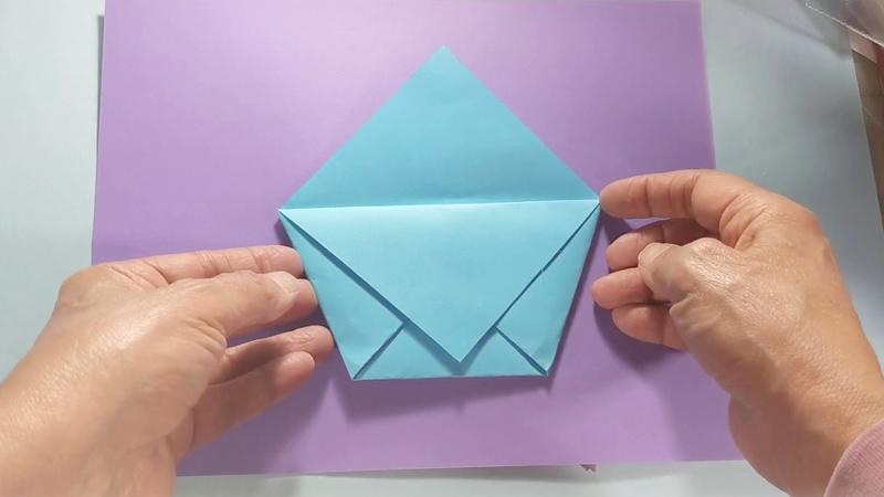 What Is An Origami Pocket Fold? - Wayne Arthur Gallery