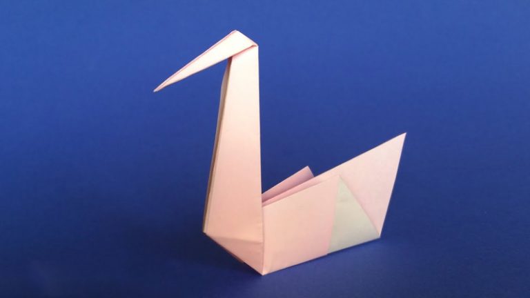 Origami Swan