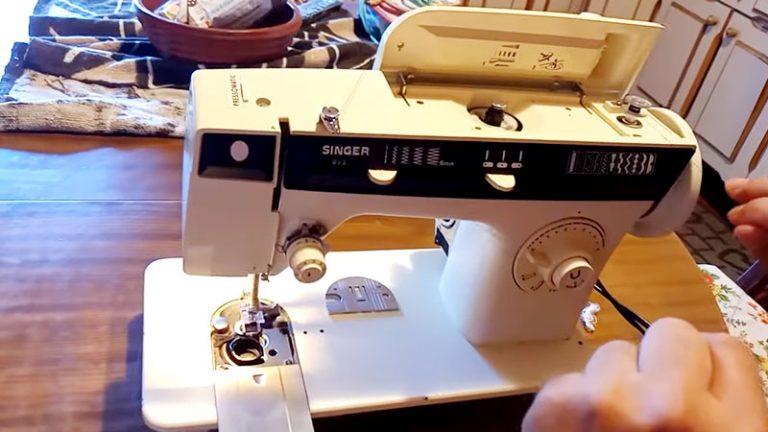 Singer Sewing Machine 1263