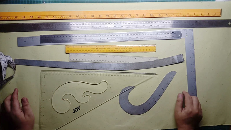 15 Types Of Measuring Tools In Sewing (Names & Pictures)