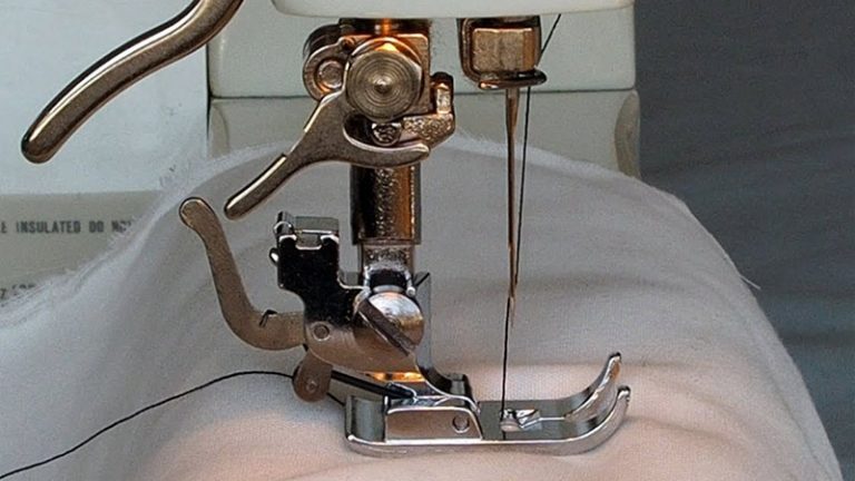 What Do I Use Bernina 470 Sewing Foot