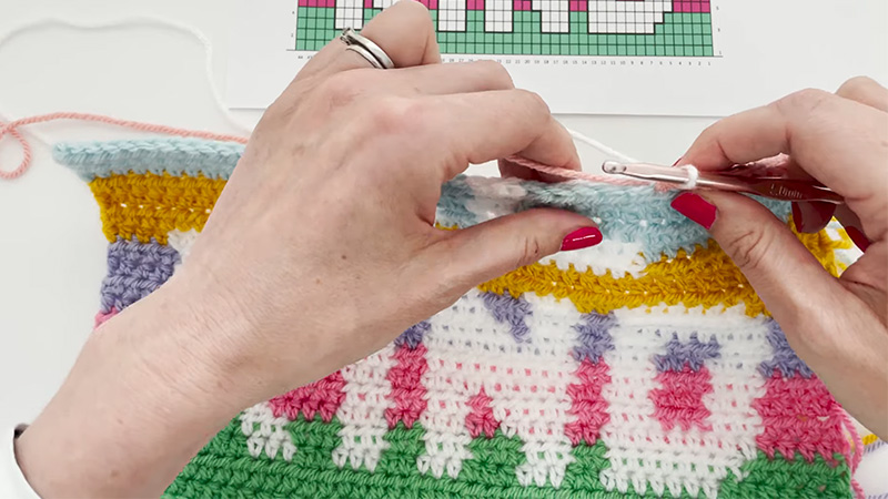 How to Start the Tapestry Crochet for Beginners
