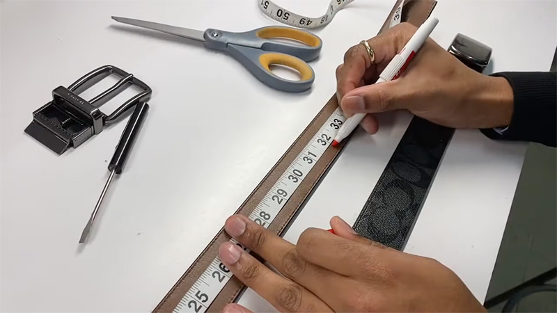 Measure and Mark