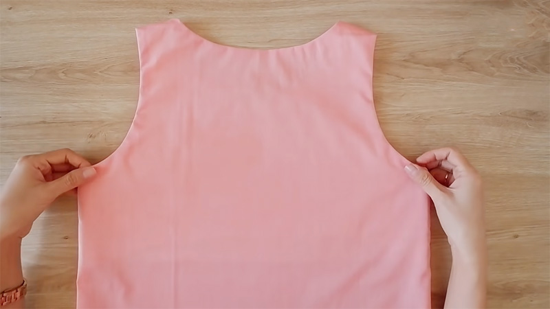 Sew a Sleeveless Armhole