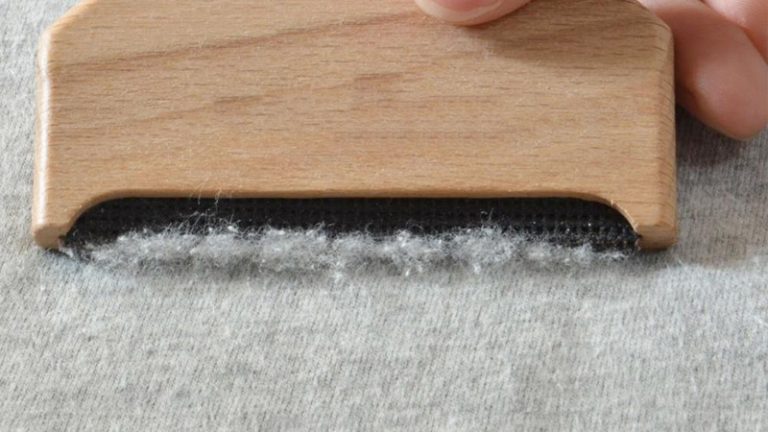 How to Prevent Cashmere Pilling