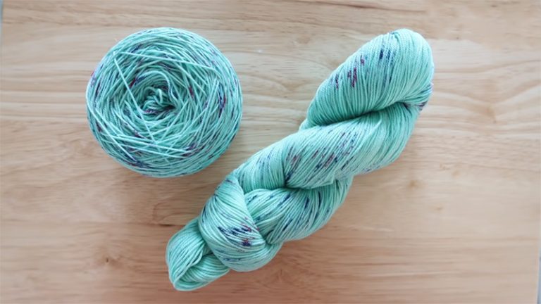 what-is-a-skein-of-yarn-definition-types-uses-more-wayne